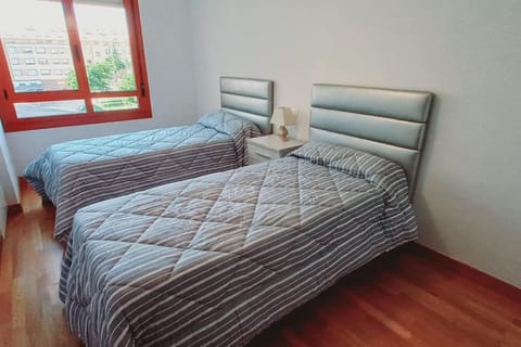 Apartamento con 2 habitaciones y 2 baños junto a Valladolid Apartment in Valladolid