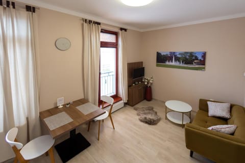 Penzion Apartmány Resident Bed and Breakfast in Lower Silesian Voivodeship