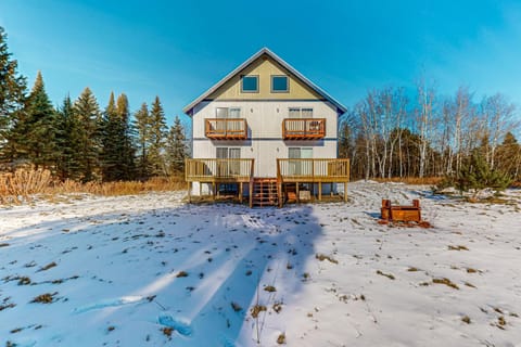 Alpine Horn Lodge at Big Powderhorn Mountain - Unit C Apartment hotel in Wisconsin