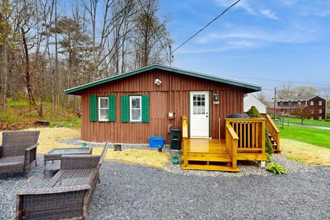 Bay Cabin Haus in Boothbay Harbor