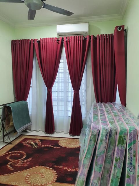 VILLA SARA PRIVATE POOL ALOR SETAR House in Kedah