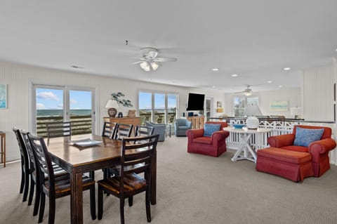 7019 - Sara's Sea Breeze by Resort Realty House in Rodanthe