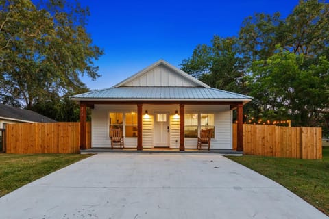 Property building, Patio