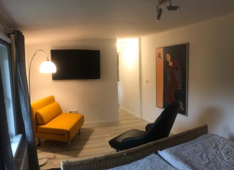 Communal lounge/ TV room, Seating area