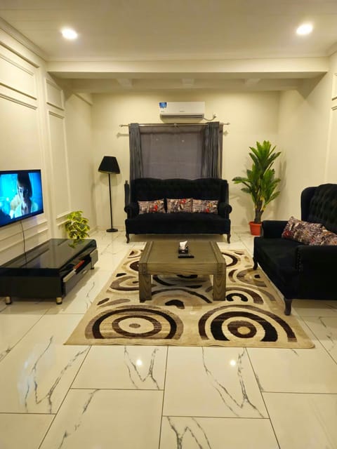 Aesthetic Scenic Luxurious Apartment - Bahria Heights Copropriété in Islamabad