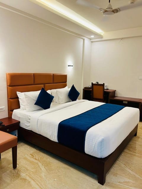 Fourmens Residency Hotel in Kochi