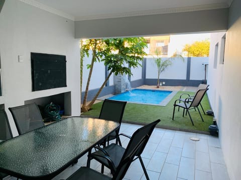 Essence Lifestyle Self-Catering Accommodation - Academia Condominio in Windhoek
