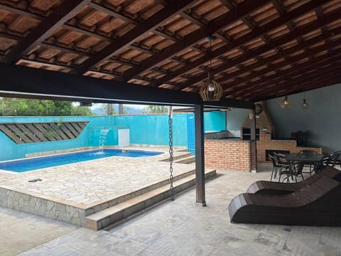 Casa piscina azul House in Caraguatatuba