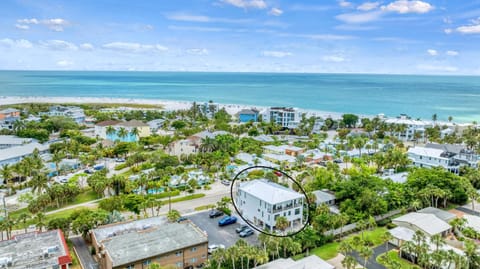 Luxe Lagoon - 119 House in Siesta Key