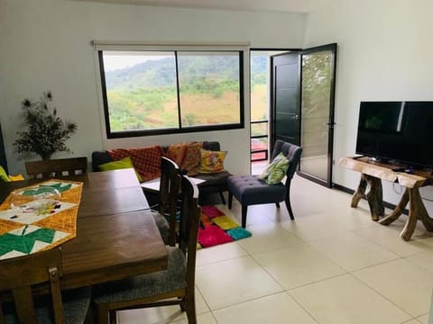 TV and multimedia, Living room, Dining area, Mountain view