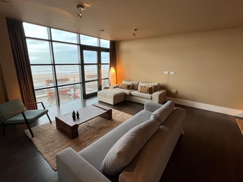 View (from property/room), View (from property/room), Living room, Seating area, Beach