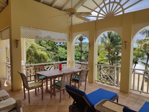 Queen Angel Suite. Stunning Apartment on Grafton Beach with Direct Beach Access Condo in Western Tobago