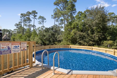 Pool view, Swimming pool, Swimming pool