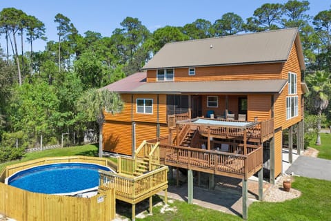 Patio, Pool view, Swimming pool, Swimming pool, sunbed