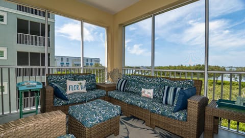 The Sunset Retreat at One Particular Harbour 384-202 House in Bradenton