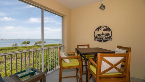 The Sunset Retreat at One Particular Harbour 384-202 House in Bradenton