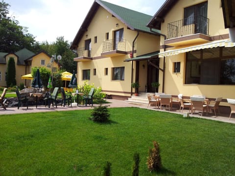 Pensiunea Lunca Bed and Breakfast in Timiș County