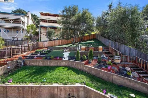 Luxury Modern Home near UC Berkeley with Swim Spa Casa in Hercules