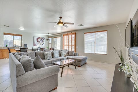 Spacious Phoenix Vacation Rental with Private Pool! Haus in Laveen Village
