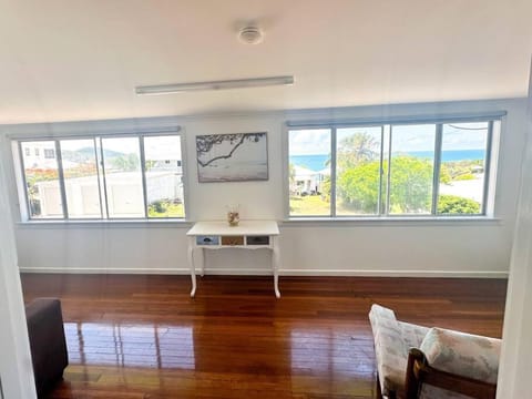 Cottage @ 33 House in Yeppoon