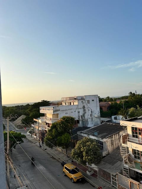 Day, Neighbourhood, Natural landscape, City view