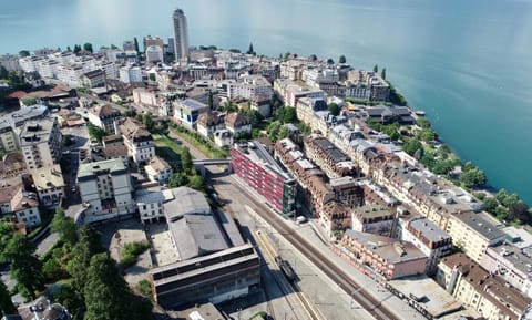 Property building, Nearby landmark, Day, Neighbourhood, Bird's eye view, City view, Street view, Location