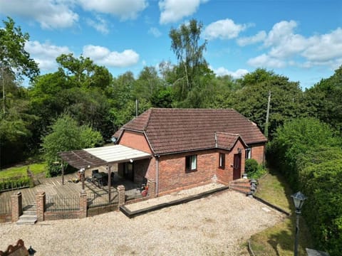 Paultons Golf Lodge House in Test Valley District