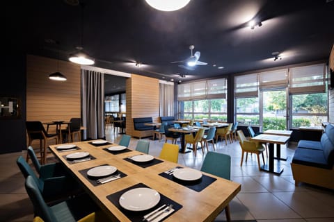 Food close-up, Dining area