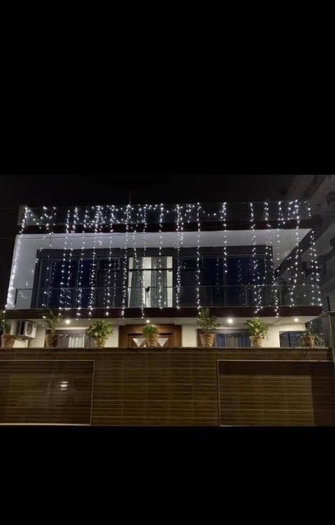Mount Olympus Hotel Hotel in Noida