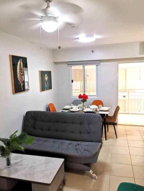 Verdon Parc 2Br Comfy Resort facing Samal island! Apartment in Davao City