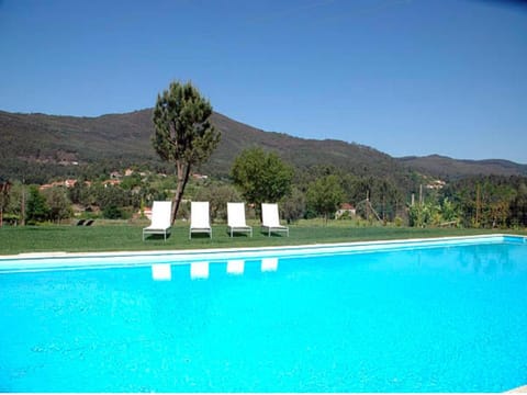 Beautifully Restored Ponte de Lima Farm House - 6 Bedrooms - Quinta Fornelos - Private Pool and Surrounded by Hectares of Vineyards Villa in Viana do Castelo District, Portugal