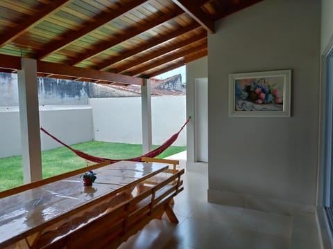 Casa ampla com fácil acesso as Praias e Shopping House in Caraguatatuba