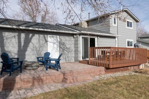 Arvada Escape: Central 4Br - Themed - Fire Pit House in Westminster