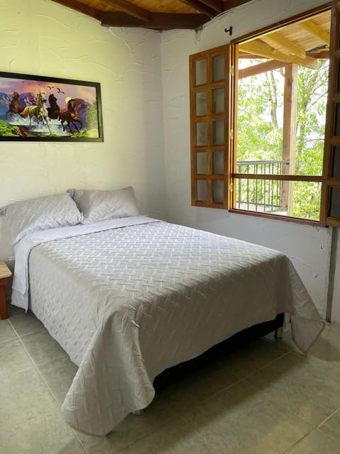 Xplora Hostel Bed and Breakfast in Caldas