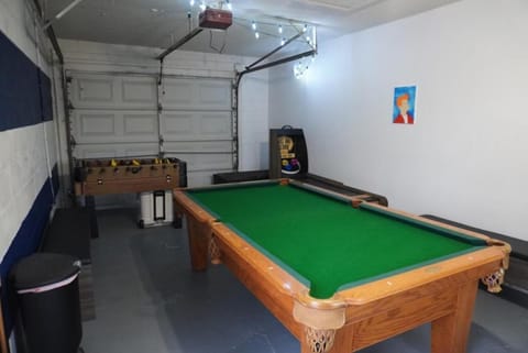 House of Blues-3 Bedrooms+GameRoom Haus in Casselberry