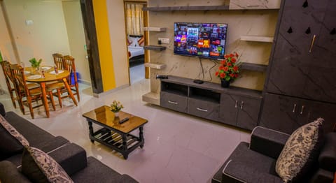 TV and multimedia, Living room, Dining area