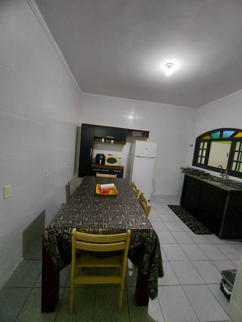 CASA DISPONÍVEL PARA TEMPORADA House in Bertioga