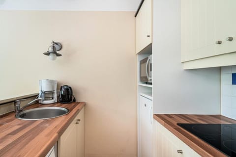 Bathroom, furniture, oven, kitchen