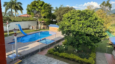 Garden, Swimming pool