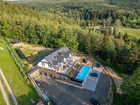 Property building, Bird's eye view