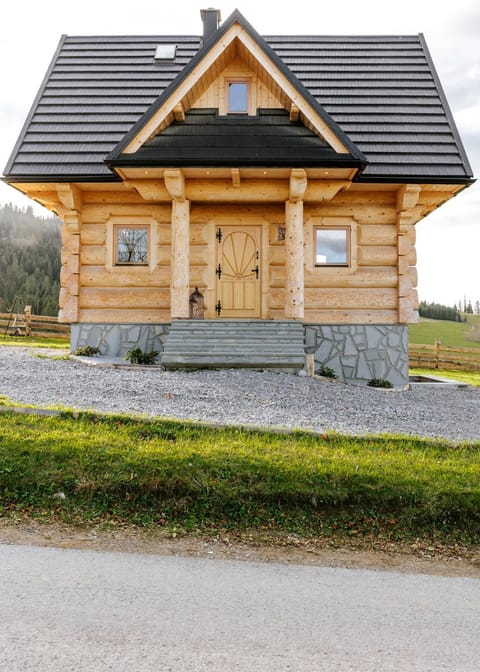 Chałpy Pod Ostryszem House in Lesser Poland Voivodeship