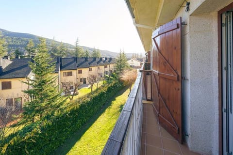 Natural landscape, Balcony/Terrace, Mountain view