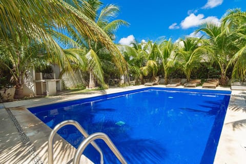 Wonderful 2 Bdrm House & Private Jacuzzi Apartment in Playa del Carmen