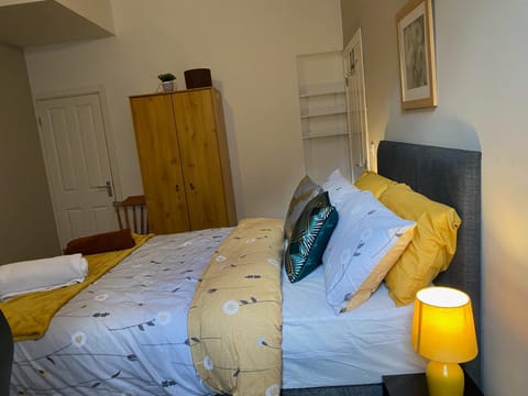 Branxiar Suite - 1bedroom Executive Suite & Apartment in Wallsend Condo in Newcastle upon Tyne