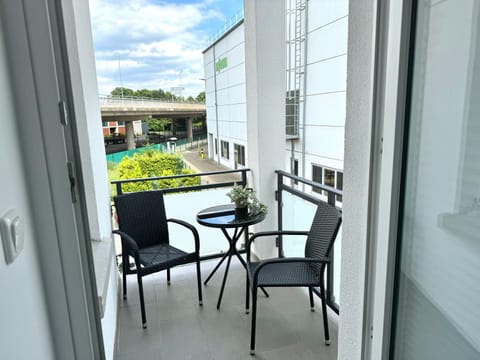 Patio, View (from property/room), Balcony/Terrace, Seating area