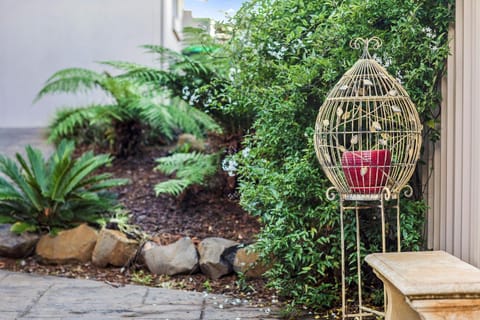 Garden, Garden view