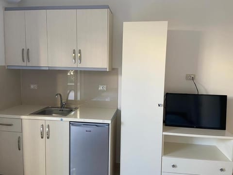 Hotel Fabio Apartment in Ksamil