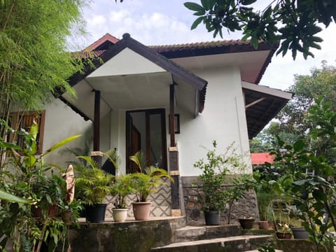 VILLA CATTLEYA Villa in Batu Layar
