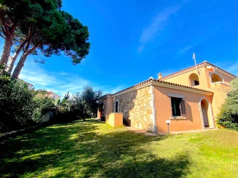 Property building, Garden, Garden view