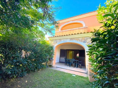 Property building, Garden, Garden view